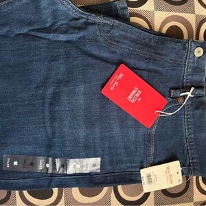 Lucky Brand Slim Straight Dark Blue Jeans